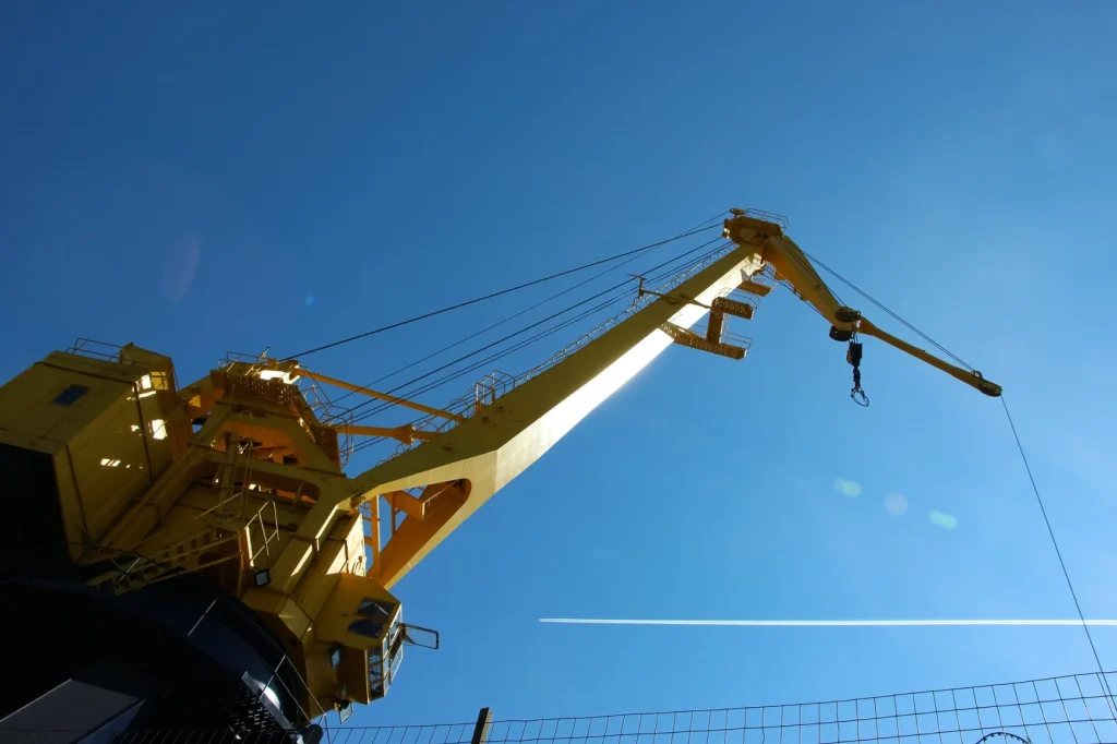 Slewing-Mobile-Crane-featured-1